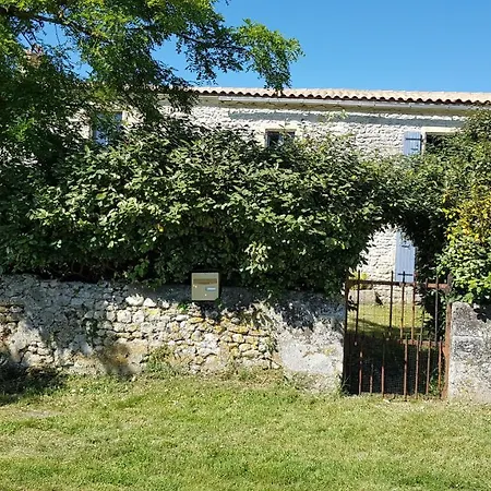 Chez Habitant 4 Personnes A La Ferme De Lupin * Saint-Nazaire-sur-Charente